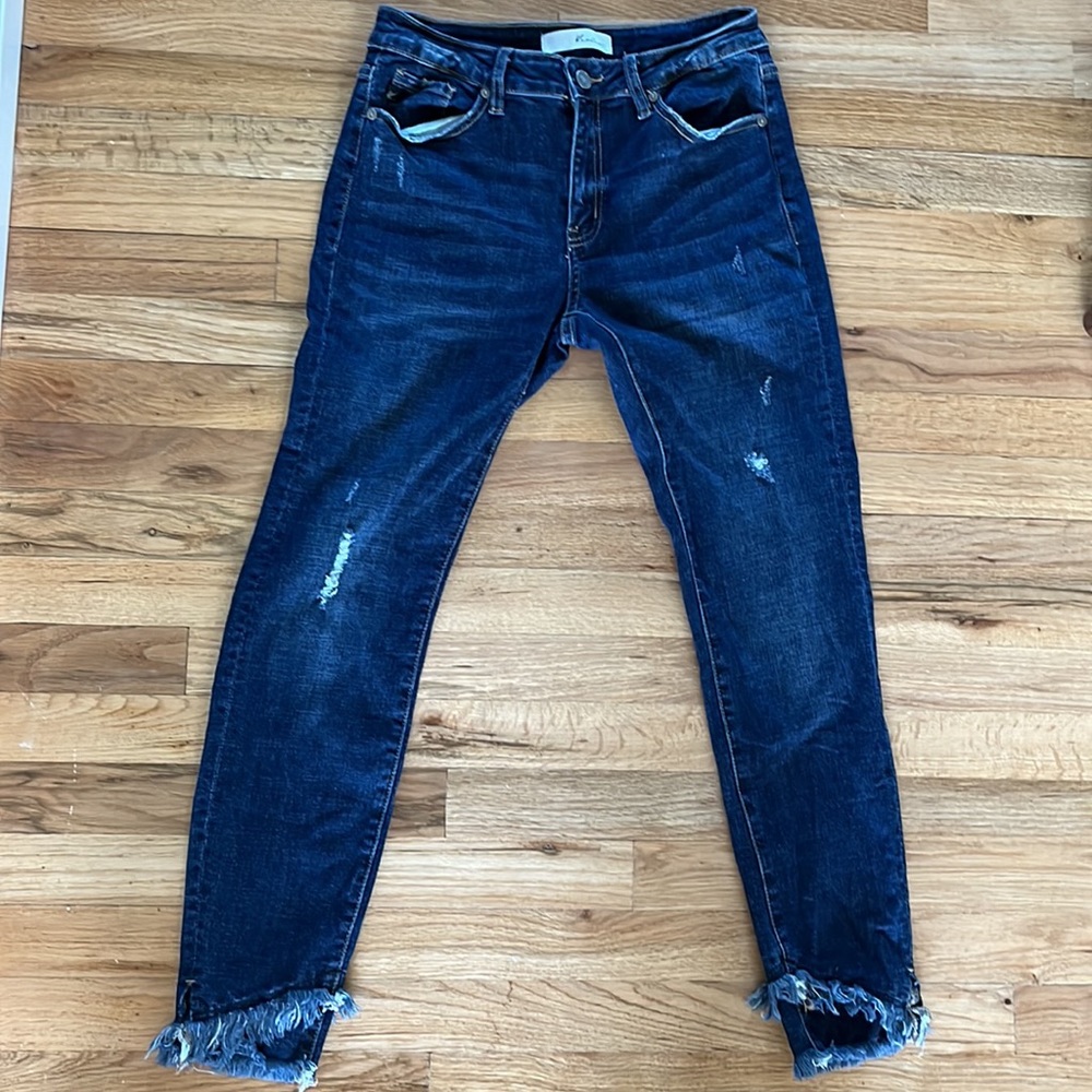 KanCan distressed jeans size 28